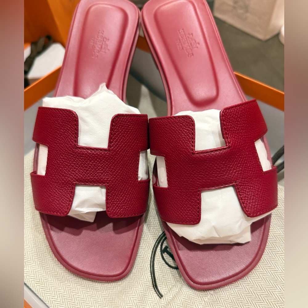 HERMES BNIB ORAN EPSOM LEATHER SANDALS Rose Framboise 39 US 8.5 - Picture 2 of 4